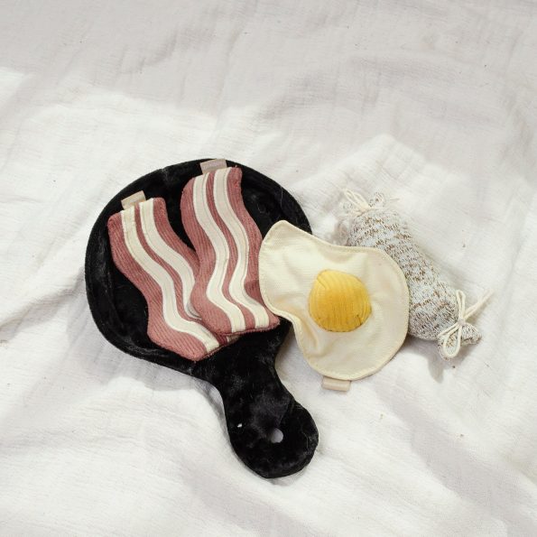 wanderlust.wagginALLDAYBREAKFASTSET3